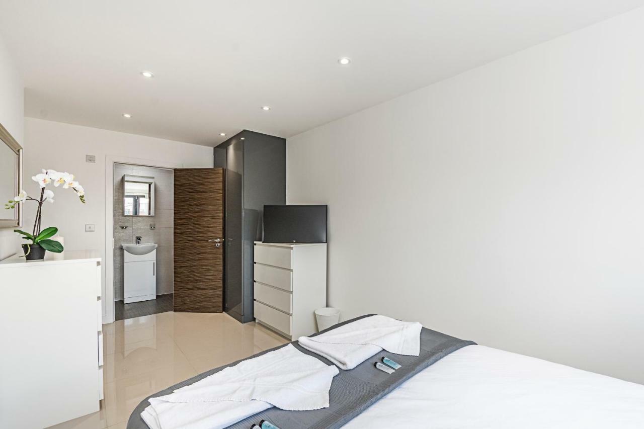 Modern Apartment Canary Wharf London Exterior photo